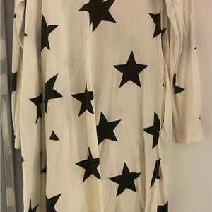 NUNUNU RUFFLE SLEEVE 360 STAR DRESS SIZE 6-7